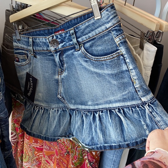 Moto Mini Skirt - Picture 4 of 5